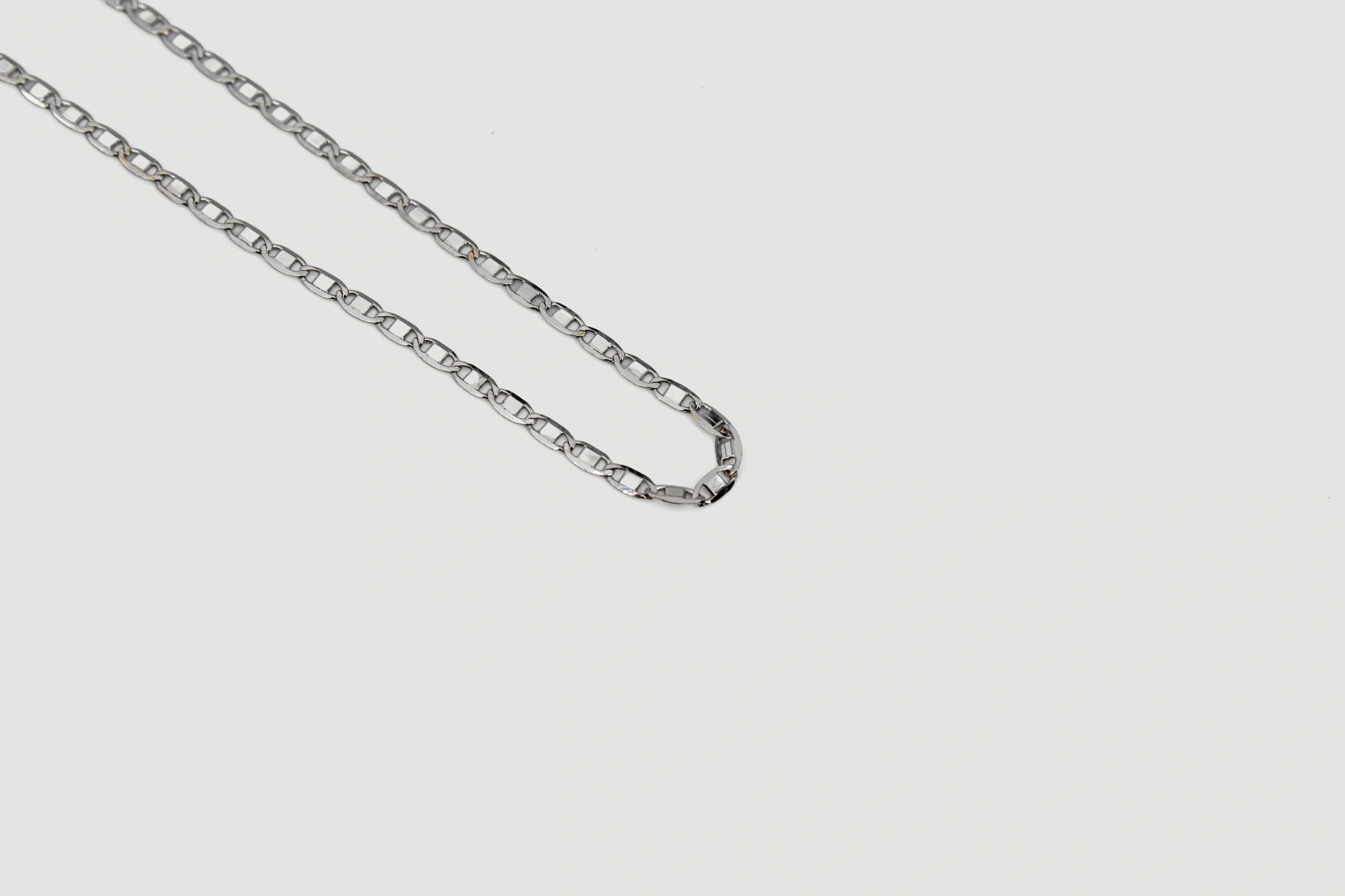 Gargantilla de oro blanco de 18k — vista alternativa