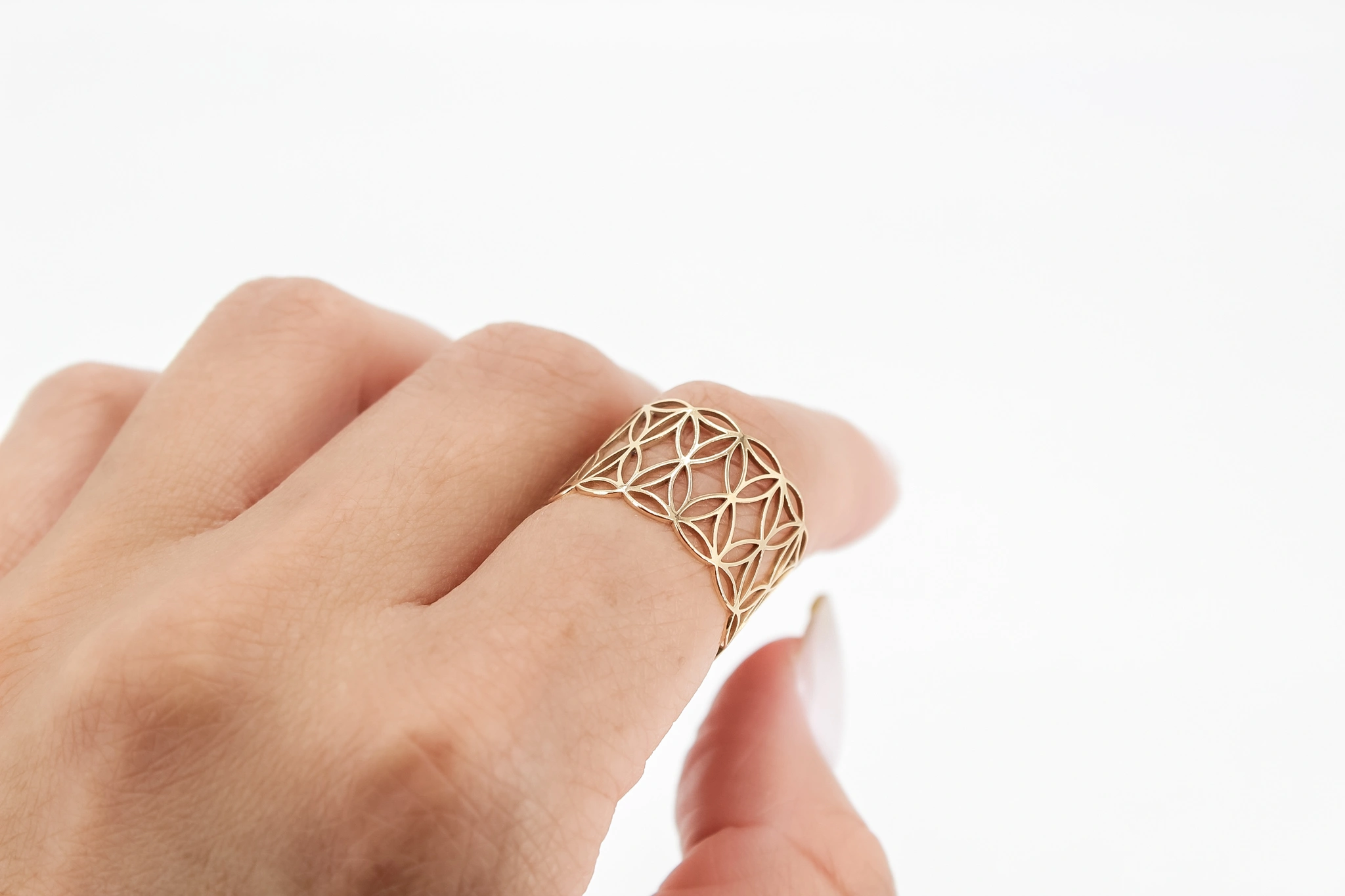 Anillo calado de oro 18K — foto 3