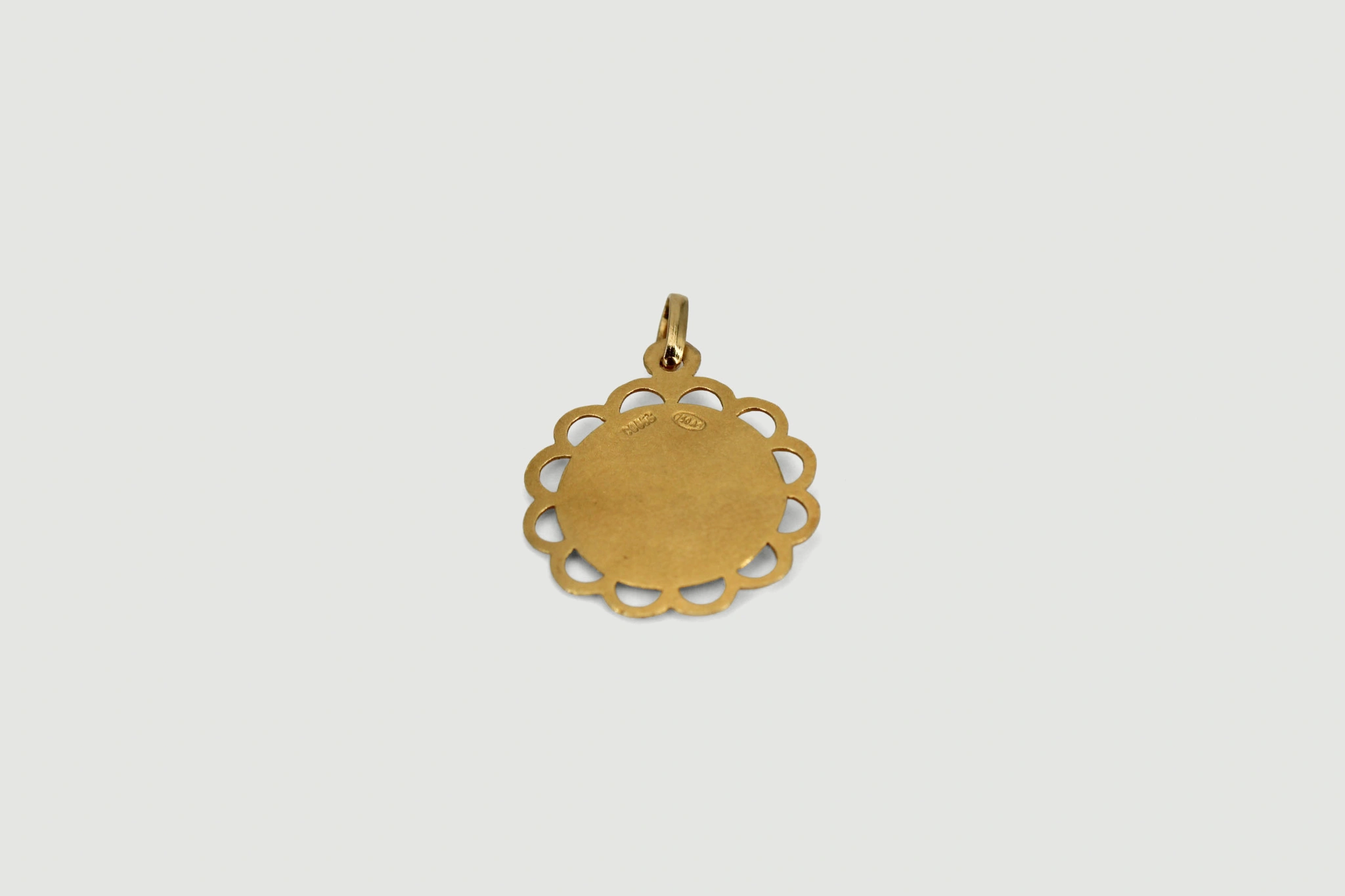 Medalla de oro de 18k con imagen de la Virgen María — vista alternativa