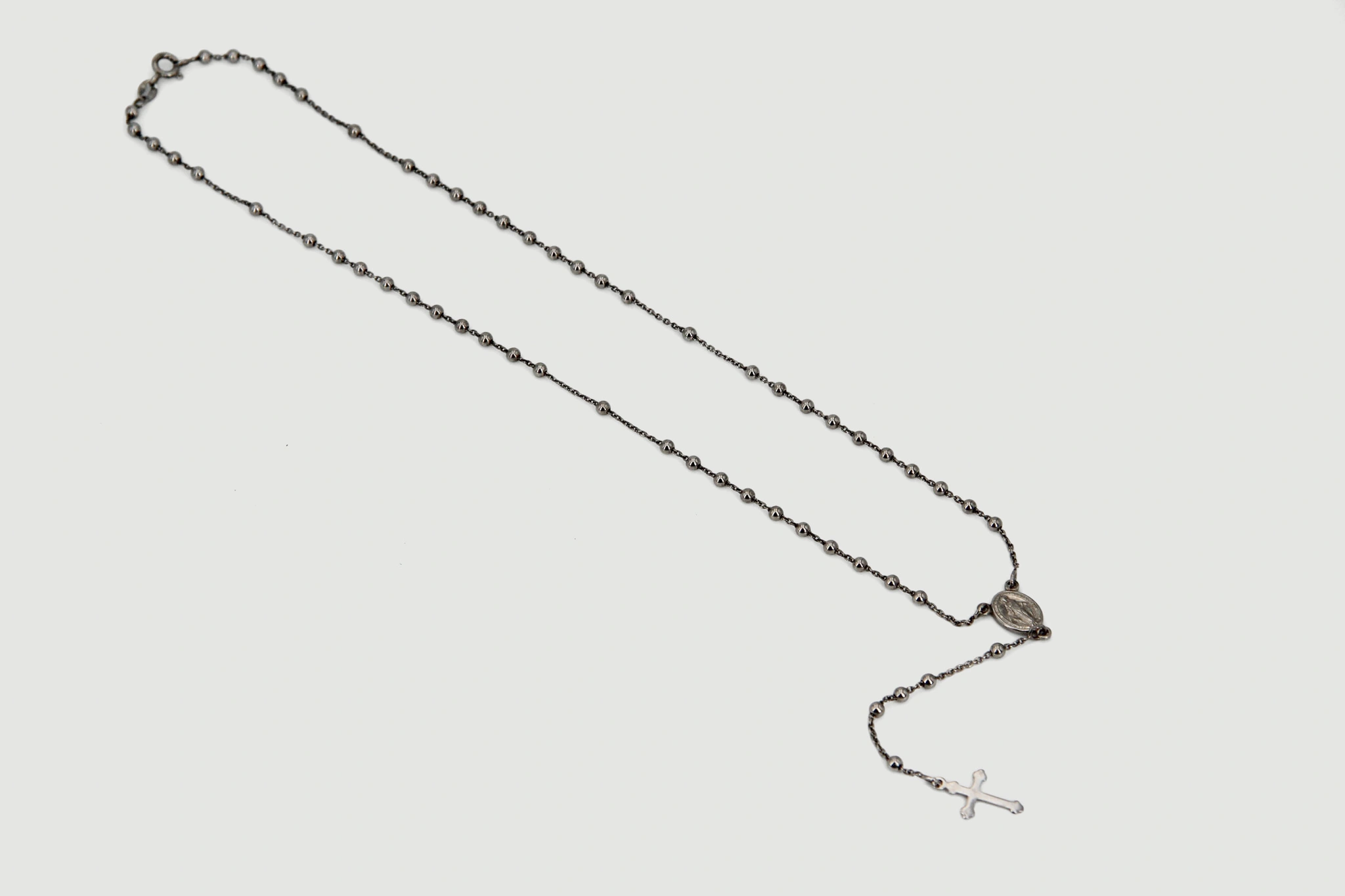 Collar Rosario de Plata 925 con Medallón y Crucifijo — foto 3