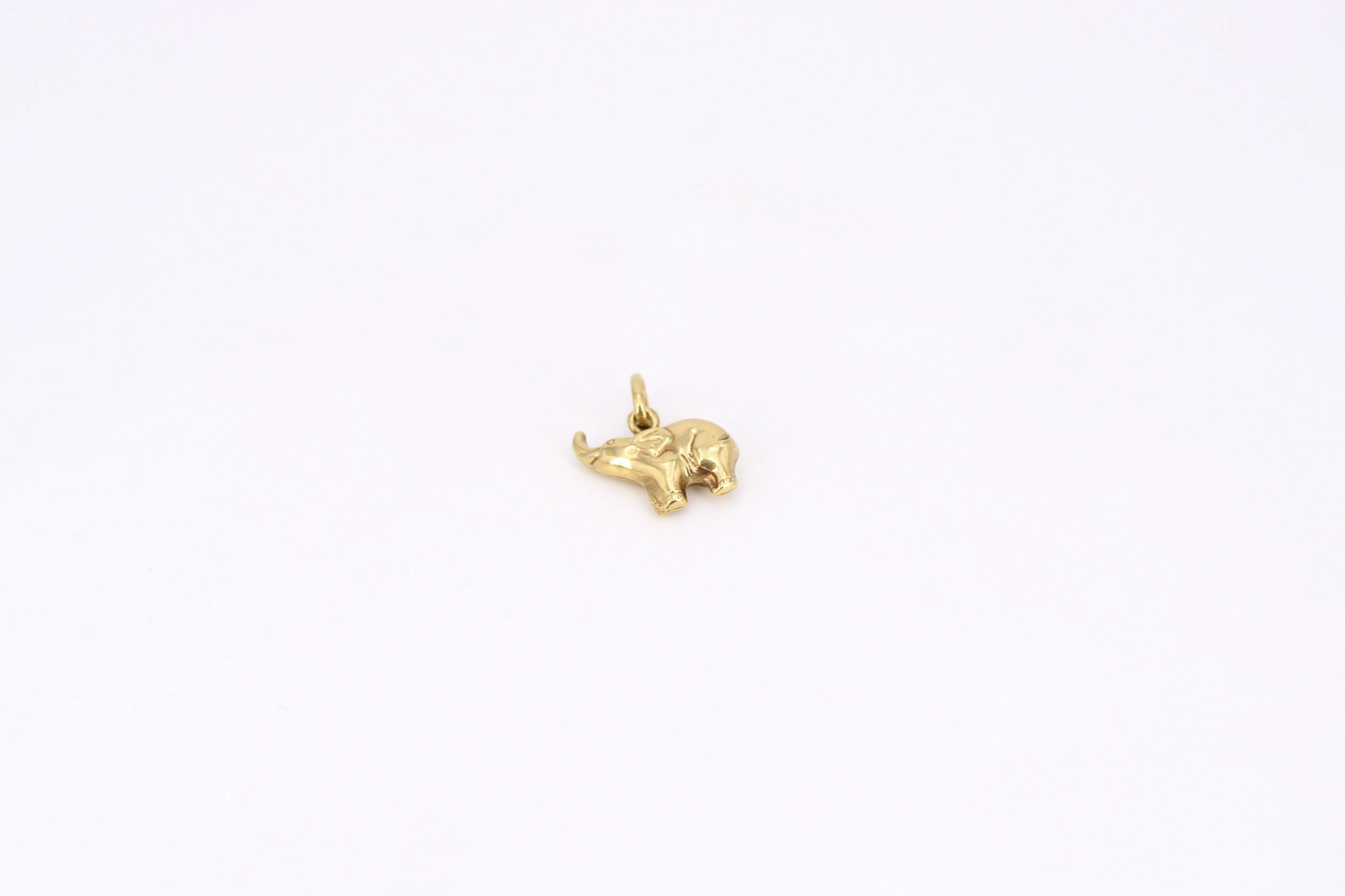 Colgante de elefante de oro 18K — foto 2