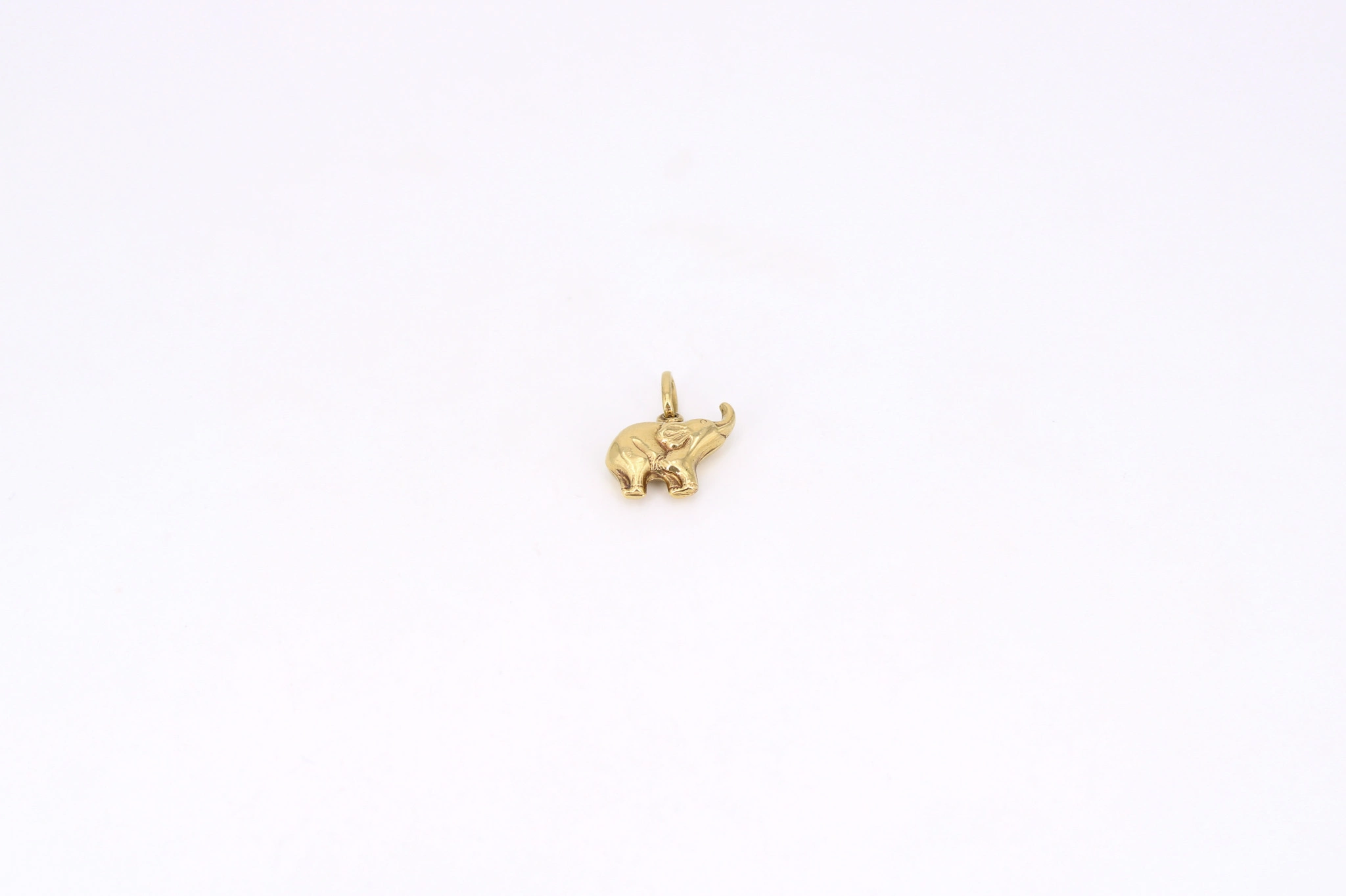 Colgante de elefante de oro 18K — foto 3